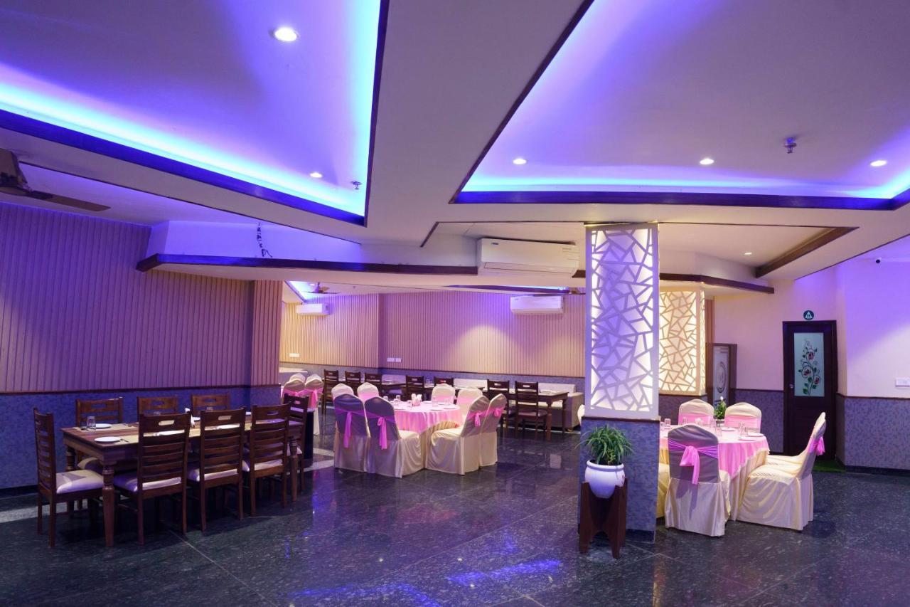 Hotel Vihaan Residency Zirakpur ภายนอก รูปภาพ